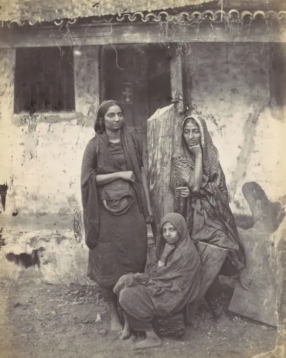 Framed Print : Three East Indian Women, 1870s. Creator: Francis Frith Framed Print : Three East Indian Women, 1870s. Creator: Francis Frith
