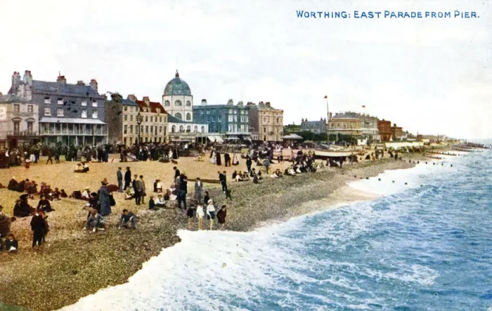 Framed Print : East Parade from the pier, Worthing, Sussex, early 20th century Framed Print : East Parade from the pier, Worthing, Sussex, early 20th century