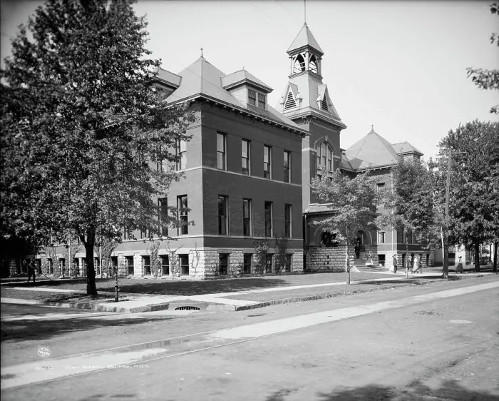 Framed Print : East Saginaw high school, Saginaw, Mich. between 1900 and 1910. Creator: Unknown Framed Print : East Saginaw high school, Saginaw, Mich. between 1900 and 1910. Creator: Unknown