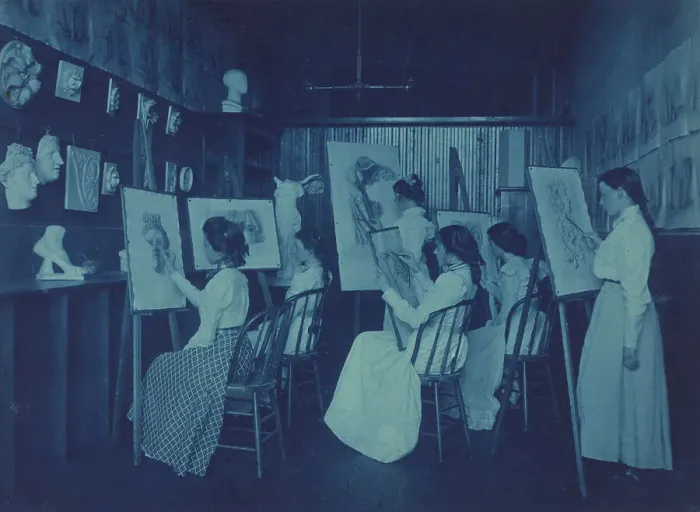 Framed Print : Eastern High School, Washington, D.C. - 6 girls in art class, drawing at easels, (1899?). Creator: Frances Benjamin Johnston Framed Print : Eastern High School, Washington, D.C. - 6 girls in art class, drawing at easels, (1899?). Creator: Frances Benjamin Johnston