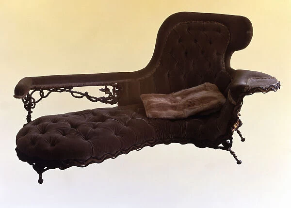 Easy chair sofa, designed by Antoni Gaudí