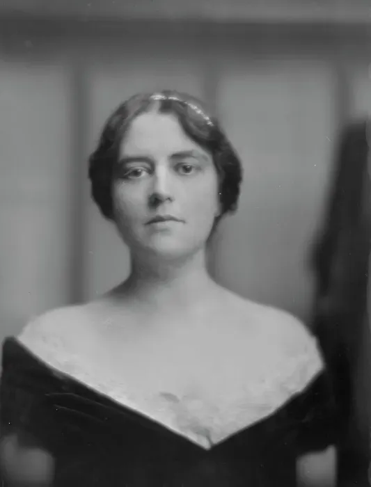 Framed Print : Eckstein, H.J. Mrs. portrait photograph, 1916 or 1917. Creator: Arnold Genthe Framed Print : Eckstein, H.J. Mrs. portrait photograph, 1916 or 1917. Creator: Arnold Genthe