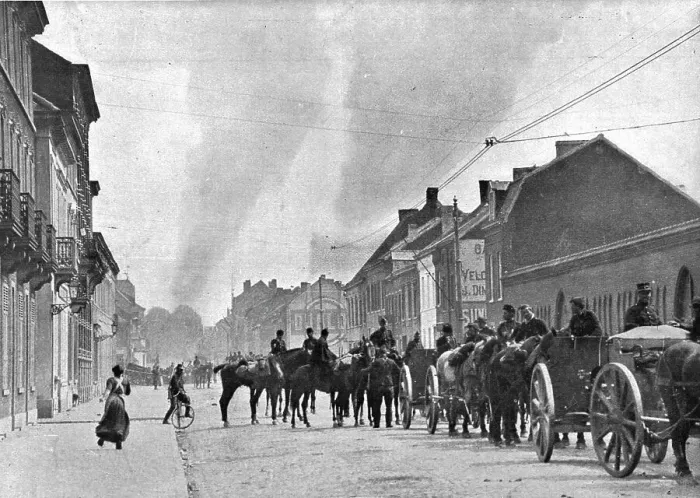 Framed Print : Ecrases par le Nombre; Louvain est evacue le 18 aout, 1914. Creator: Unknown Framed Print : Ecrases par le Nombre; Louvain est evacue le 18 aout, 1914. Creator: Unknown