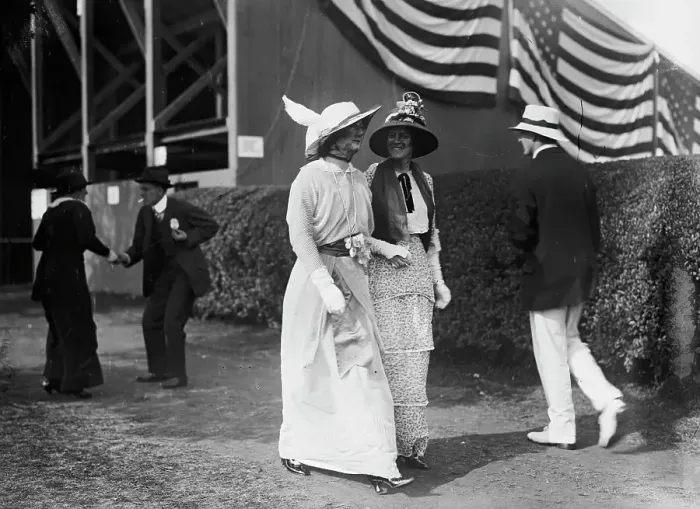 Framed Print : Edith Kane and Mrs. J. Doug. Robinson, 1913. Creator: Bain News Service Framed Print : Edith Kane and Mrs. J. Doug. Robinson, 1913. Creator: Bain News Service