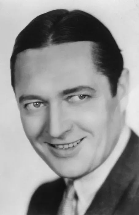Framed Print : Edmund Lowe (1890-1971), American, actor and vaudeville star, 20th century Framed Print : Edmund Lowe (1890-1971), American, actor and vaudeville star, 20th century