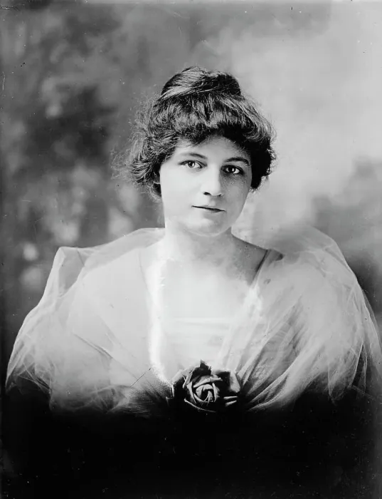 Framed Print : Edna Dixon, 1917. Creator: Unknown Framed Print : Edna Dixon, 1917. Creator: Unknown