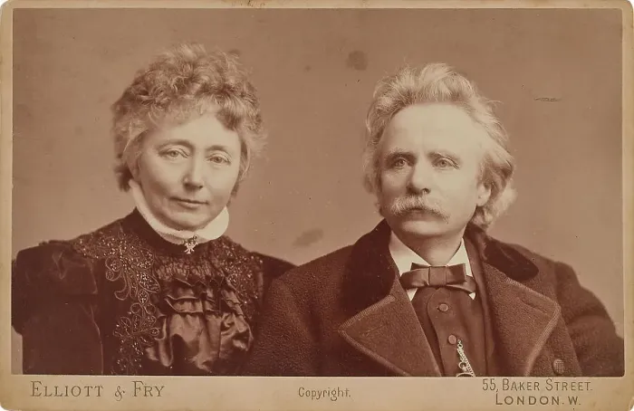 Framed Print : Edvard and Nina Grieg, c.1900. Creator: Fotoatelier Elliott & Fry, London. Edvard and Nina Grieg, c.1900. Creator: Fotoatelier Elliott & Fry, London Framed Print : Edvard and Nina Grieg, c.1900. Creator: Fotoatelier Elliott & Fry, London. Edvard and Nina Grieg, c.1900. Creator: Fotoatelier Elliott & Fry, London