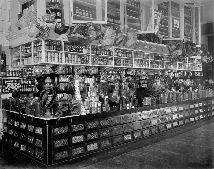 Framed Print : Edw. Neumann, Broadway Market, Detroit, Mich. between 1905 and 1915. Creator: Unknown Framed Print : Edw. Neumann, Broadway Market, Detroit, Mich. between 1905 and 1915. Creator: Unknown