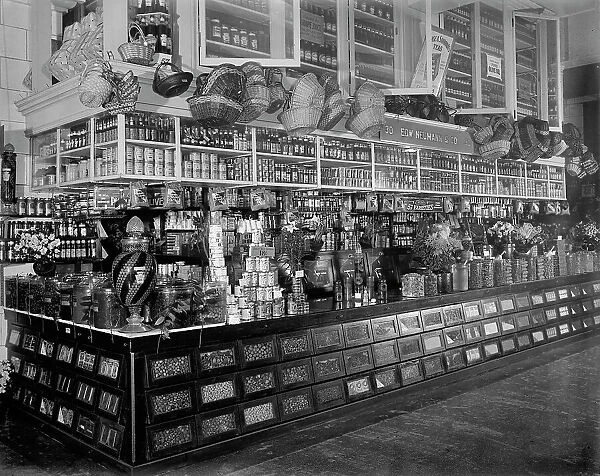 Edw. Neumann, Broadway Market, Detroit, Mich. between 1905 and 1915. Creator: Unknown