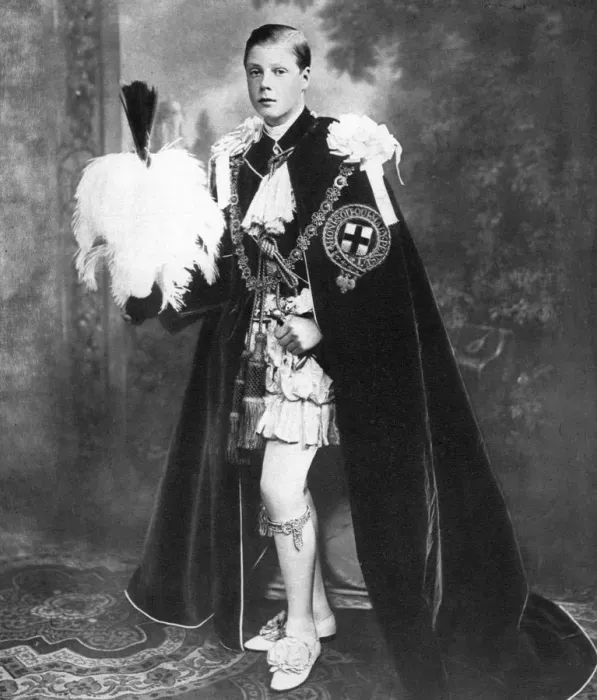Framed Print : Edward, Prince of Wales as a Knight of the Garter, early 20th century Framed Print : Edward, Prince of Wales as a Knight of the Garter, early 20th century