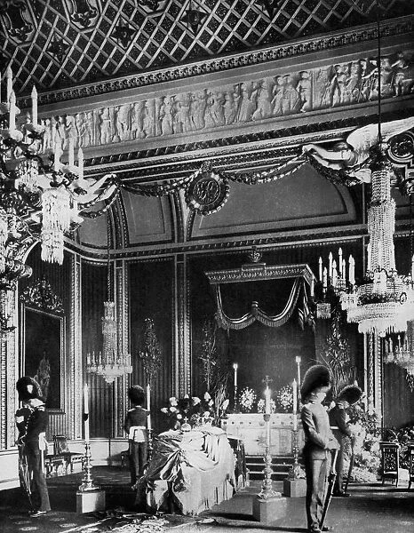 Edward VII lying in state, Throne Room, Buckingham Palace, London, 1910 (1937)