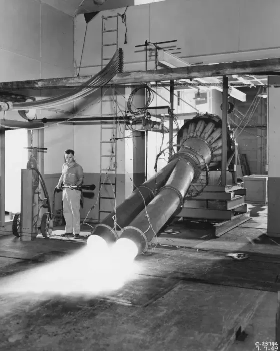 Framed Print : Effect of twinjet exhausts in simulation take-off, USA, July 7, 1949. Creator: Unknown Framed Print : Effect of twinjet exhausts in simulation take-off, USA, July 7, 1949. Creator: Unknown