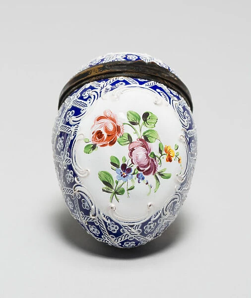 Egg-Shaped Box, England, c. 1755. Creator: Staffordshire Potteries