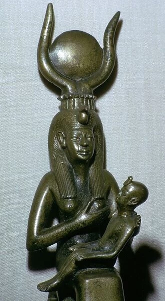 Egyptian statuette of Iris and Horus, 7th century BC