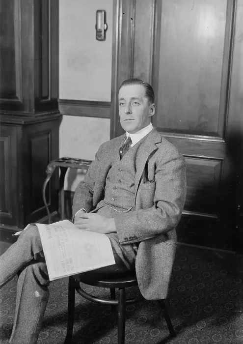Framed Print : E.H.[i.e. F] Hutton, 1917. Creator: Bain News Service