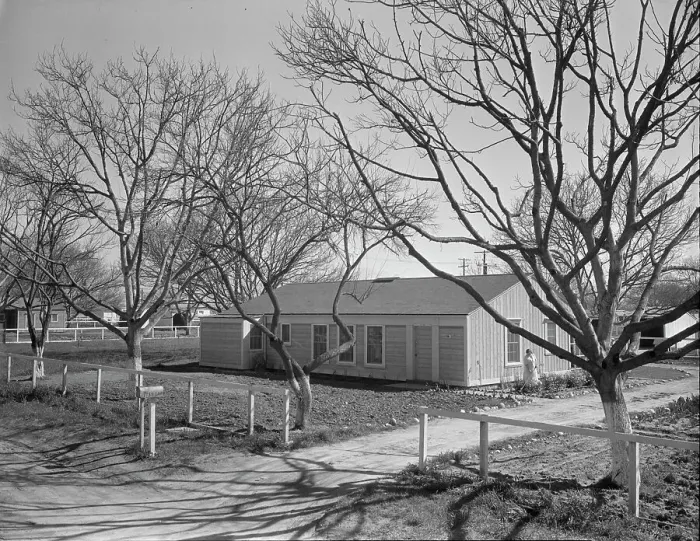 Framed Print : El Monte federal subsistence Homesteads, California, 1936. Creator: Dorothea Lange Framed Print : El Monte federal subsistence Homesteads, California, 1936. Creator: Dorothea Lange