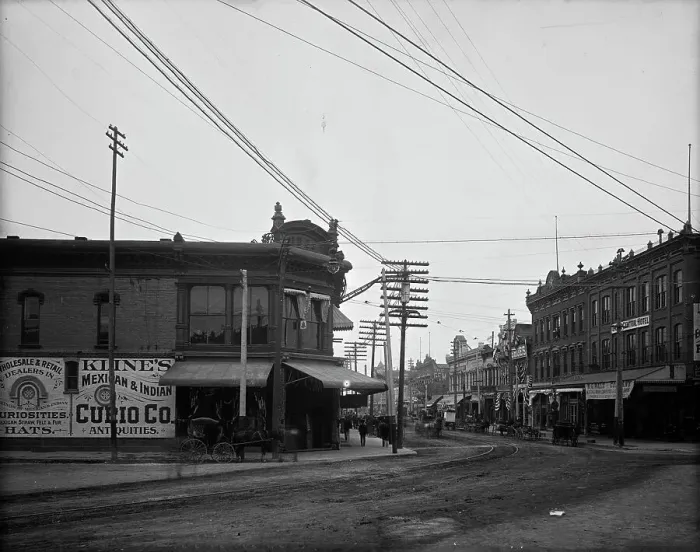 Framed Print : El Paso Street, El Paso, Texas, c1903. Creator: Unknown Framed Print : El Paso Street, El Paso, Texas, c1903. Creator: Unknown