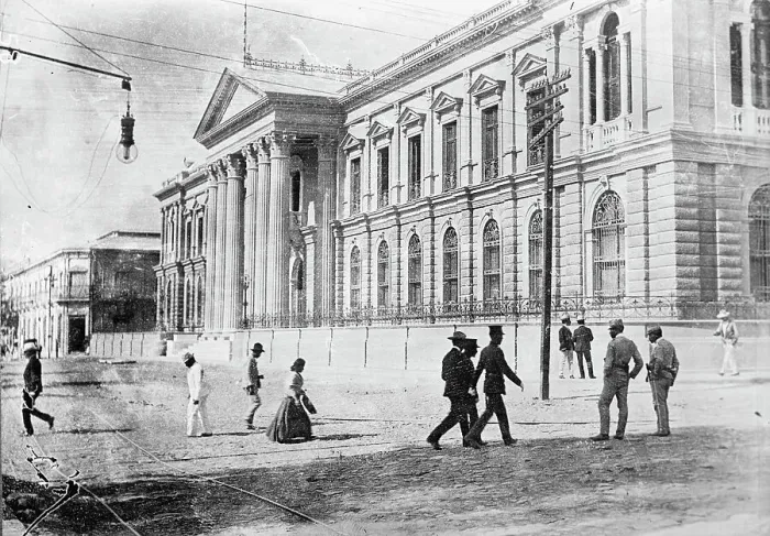 Framed Print : El Salvador - President's Palace, San Salvador, 1911. Creator: Harris & Ewing. El Salvador - President's Palace, San Salvador, 1911. Creator: Harris & Ewing Framed Print : El Salvador - President's Palace, San Salvador, 1911. Creator: Harris & Ewing. El Salvador - President's Palace, San Salvador, 1911. Creator: Harris & Ewing