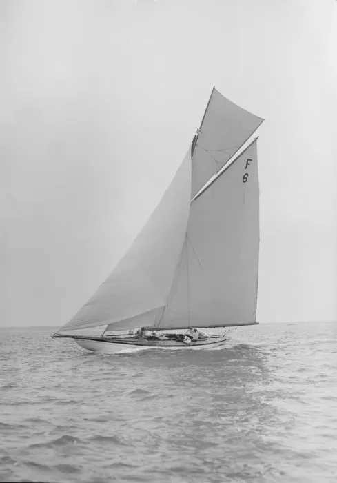 Framed Print : Eleda, an International 10 Metre class sailing yacht, 1913. Creator: Kirk & Sons of Cowes Framed Print : Eleda, an International 10 Metre class sailing yacht, 1913. Creator: Kirk & Sons of Cowes