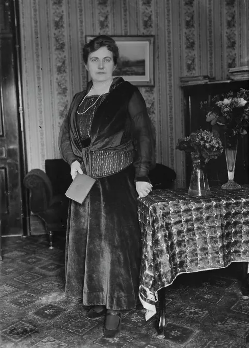 Framed Print : Elena Gerhardt, between c1915 and c1920. Creator: Bain News Service Framed Print : Elena Gerhardt, between c1915 and c1920. Creator: Bain News Service