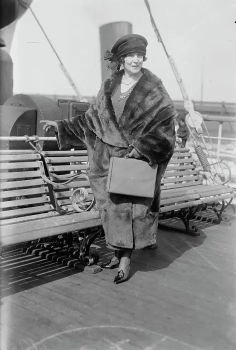 Framed Print : Elinor Glyn, between c1915 and c1920. Creator: Bain News Service