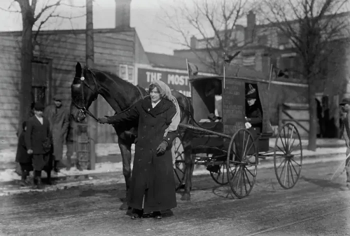 Framed Print : Eliz. Freeman enroute to Wash'n, 1913. Creator: Bain News Service Framed Print : Eliz. Freeman enroute to Wash'n, 1913. Creator: Bain News Service