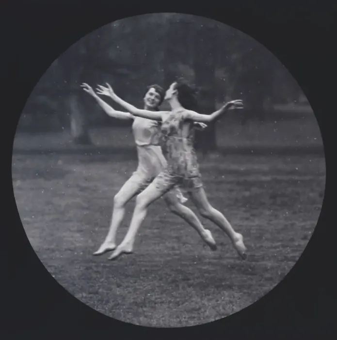 Framed Print : Elizabeth Duncan dancers, between 1916 and 1941. Creator: Arnold Genthe Framed Print : Elizabeth Duncan dancers, between 1916 and 1941. Creator: Arnold Genthe