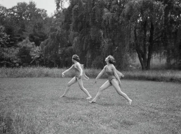 Framed Print : Elizabeth Duncan dancers, between 1916 and 1941. Creator: Arnold Genthe Framed Print : Elizabeth Duncan dancers, between 1916 and 1941. Creator: Arnold Genthe