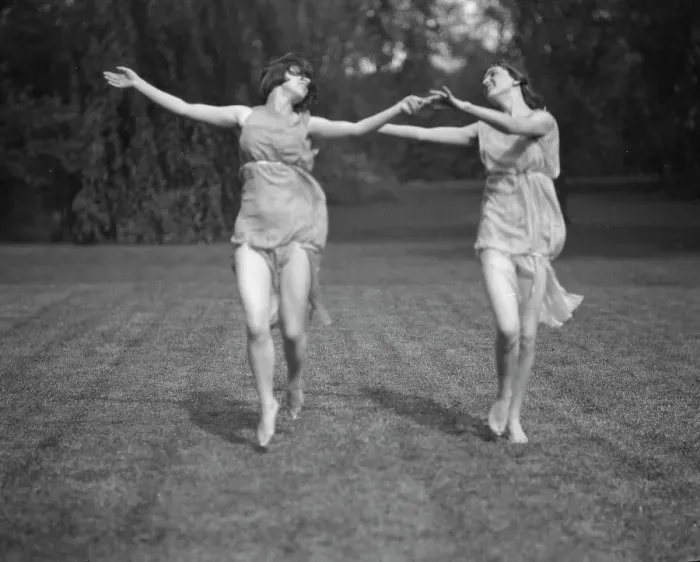 Framed Print : Elizabeth Duncan dancers and children, 1920 Creator: Arnold Genthe Framed Print : Elizabeth Duncan dancers and children, 1920 Creator: Arnold Genthe