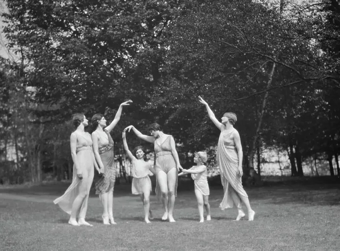 Framed Print : Elizabeth Duncan dancers and children, 1929 Creator: Arnold Genthe Framed Print : Elizabeth Duncan dancers and children, 1929 Creator: Arnold Genthe