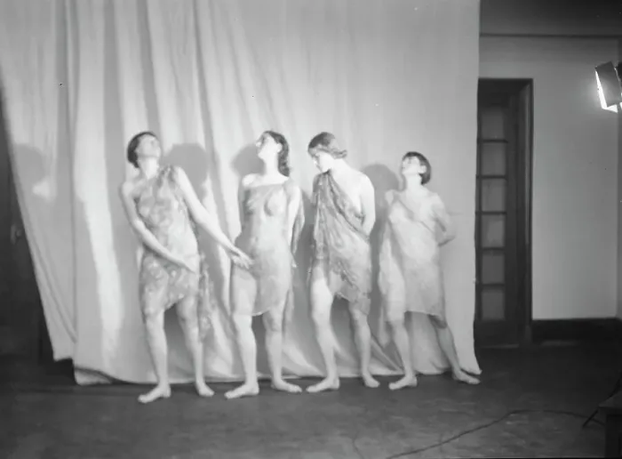 Framed Print : Elizabeth Duncan dancers and children, 1932 Creator: Arnold Genthe Framed Print : Elizabeth Duncan dancers and children, 1932 Creator: Arnold Genthe