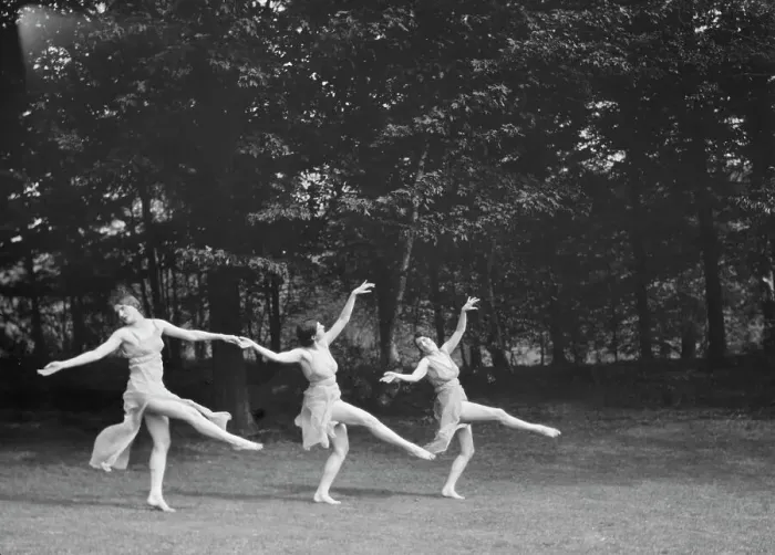 Framed Print : Elizabeth Duncan dancers and children, 1929 Creator: Arnold Genthe Framed Print : Elizabeth Duncan dancers and children, 1929 Creator: Arnold Genthe
