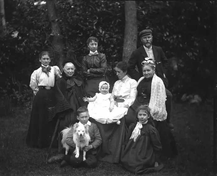 Framed Print : Elizabeth Esplain L'Estrange, Aunt Minnie Henderson, Emily Francis L'Estrange... 1897 Framed Print : Elizabeth Esplain L'Estrange, Aunt Minnie Henderson, Emily Francis L'Estrange... 1897