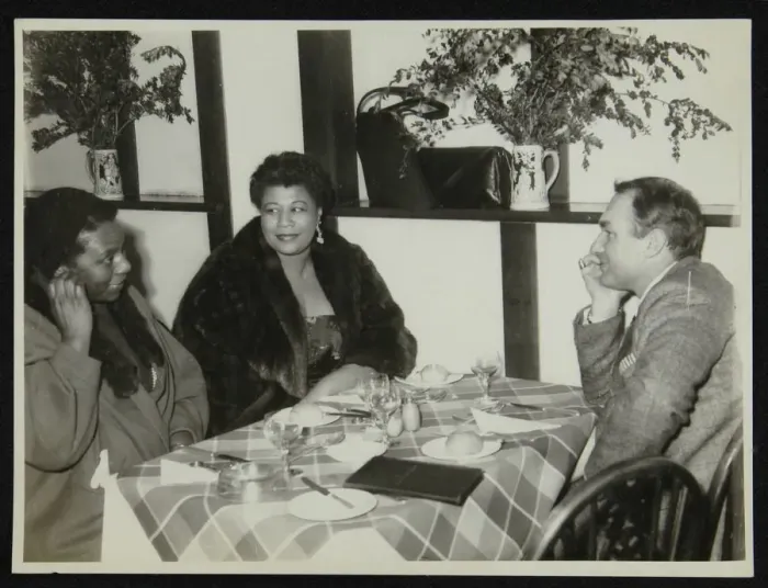 Framed Print : Ella Fitzgerald with her sister and record producer and impresario Norman Granz, Bristol, 1955 Framed Print : Ella Fitzgerald with her sister and record producer and impresario Norman Granz, Bristol, 1955