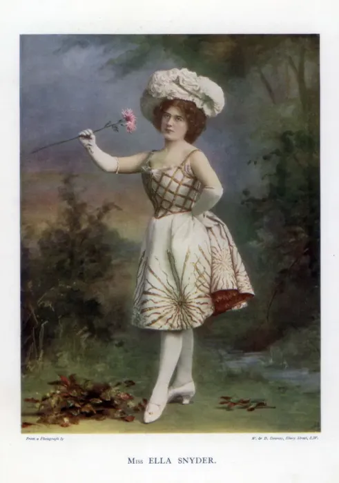 Framed Print : Ella Snyder, actress, 1901. Artist: W&D Downey Framed Print : Ella Snyder, actress, 1901. Artist: W&D Downey