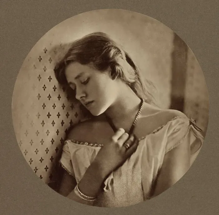 Framed Print : Ellen Terry at Age Sixteen, negative 1864; print about 1875. Creator: Julia Margaret Cameron