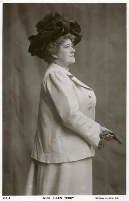 Framed Print : Ellen Terry, British actress, c1900s(?). Artist: Rotary Photo Framed Print : Ellen Terry, British actress, c1900s(?). Artist: Rotary Photo