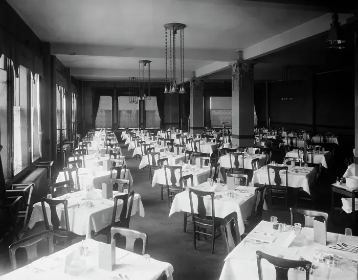 Framed Print : Elliott, Taylor, Woolfenden, cafe & banquet hall, Detroit, Mich. between 1905 and 1915. Creator: Unknown. Elliott, Taylor, Woolfenden, cafe & banquet hall, Detroit, Mich. between 1905 and 1915. Creator: Unknown Framed Print : Elliott, Taylor, Woolfenden, cafe & banquet hall, Detroit, Mich. between 1905 and 1915. Creator: Unknown. Elliott, Taylor, Woolfenden, cafe & banquet hall, Detroit, Mich. between 1905 and 1915. Creator: Unknown