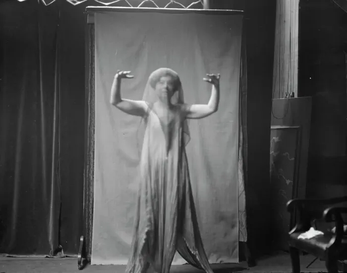 Framed Print : Elsie Dufour dancer, between 1918 and 1920. Creator: Arnold Genthe Framed Print : Elsie Dufour dancer, between 1918 and 1920. Creator: Arnold Genthe