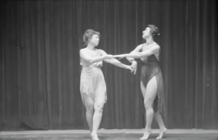 Framed Print : Elsie Dufour dancers, between 1918 and 1920? Creator: Arnold Genthe Framed Print : Elsie Dufour dancers, between 1918 and 1920? Creator: Arnold Genthe