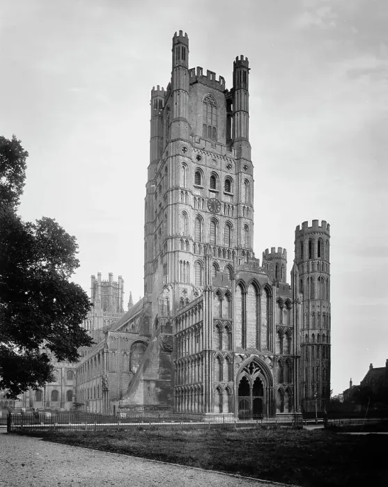 Framed Print : Ely Cathedral, [Cambridgeshire, England], between 1900 and 1920. Creator: Unknown