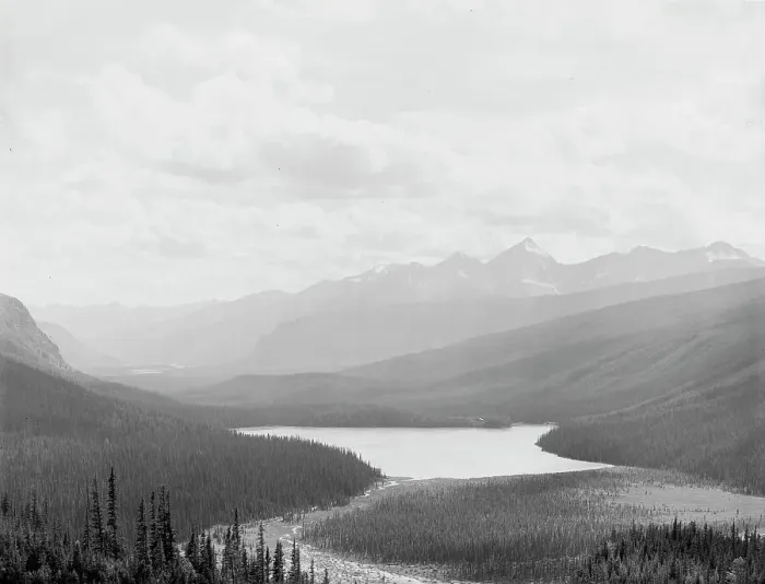 Framed Print : Emerald Lake, Canada, between 1900 and 1910. Creator: Unknown Framed Print : Emerald Lake, Canada, between 1900 and 1910. Creator: Unknown