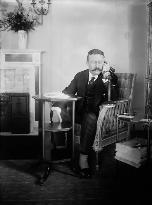 Framed Print : Emilio de Gogorza, between c1915 and c1920. Creator: Bain News Service Framed Print : Emilio de Gogorza, between c1915 and c1920. Creator: Bain News Service