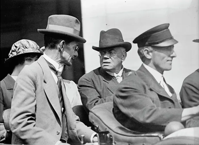Framed Print : Emilio Robasa [sic], Delegate from Mexico, left, with Agustin Rodriguez, 1914. Creator: Harris & Ewing. Emilio Robasa [sic], Delegate from Mexico, left, with Agustin Rodriguez, 1914. Creator: Harris & Ewing