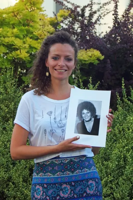 Framed Print : Emily Dankworth, Watermill Jazz Club, Dorking, Surrey, 2014. Artist: Brian O Connor Framed Print : Emily Dankworth, Watermill Jazz Club, Dorking, Surrey, 2014. Artist: Brian O Connor