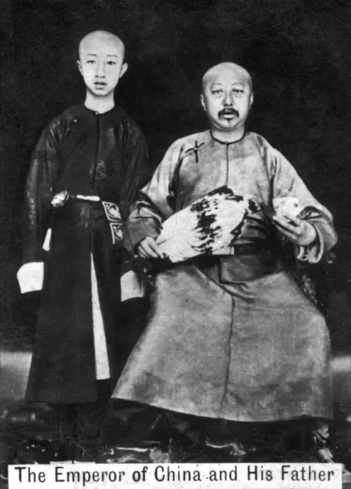 Framed Print : The Emperor of China and his father, 20th century. Artist: Ogdens Guinea Gold Cigarettes Framed Print : The Emperor of China and his father, 20th century. Artist: Ogdens Guinea Gold Cigarettes