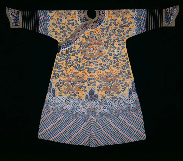 Framed Print : Emperors Jifu (Semiformal Court Robe), China, Qing dynasty (1644-1911), 1790 / 1820 Framed Print : Emperors Jifu (Semiformal Court Robe), China, Qing dynasty (1644-1911), 1790 / 1820
