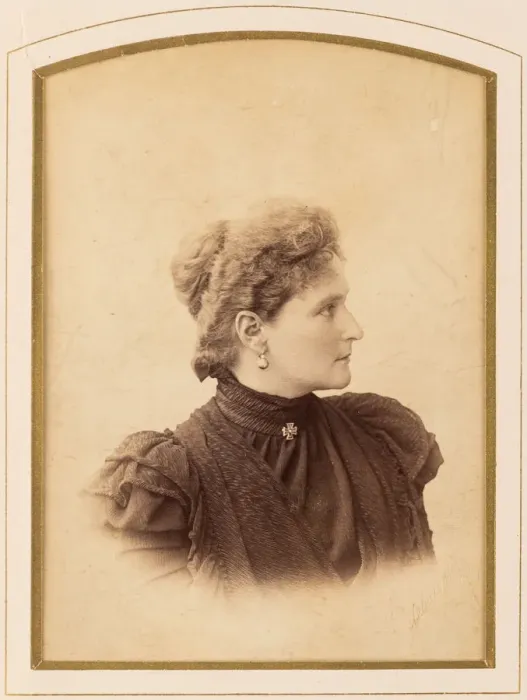 Framed Print : Empress Alexandra Fyodorovna, 1890s Framed Print : Empress Alexandra Fyodorovna, 1890s