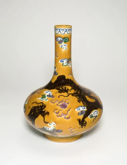 Framed Print : Enameled bottle vase, Qing dynasty (1644-1911). Creator: Unknown Framed Print : Enameled bottle vase, Qing dynasty (1644-1911). Creator: Unknown
