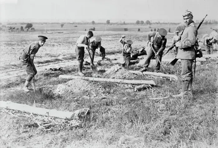 Framed Print : English prisoners at work near Doberitz, between c1914 and c1915. Creator: Bain News Service Framed Print : English prisoners at work near Doberitz, between c1914 and c1915. Creator: Bain News Service